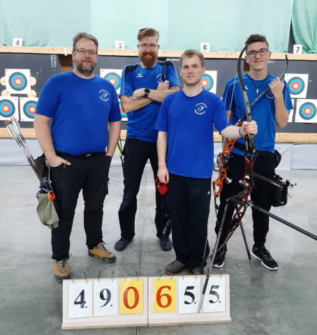 Recurve-Team: Olaf Nessensohn, Jürgen Offermann, Roman Hartmann, Tamino Offermann